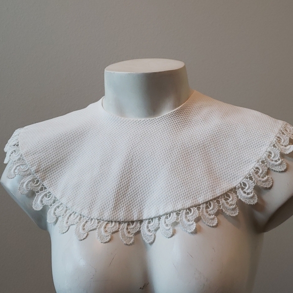 Vintage RBG Style White Cotton Collar - Picture 1 of 4